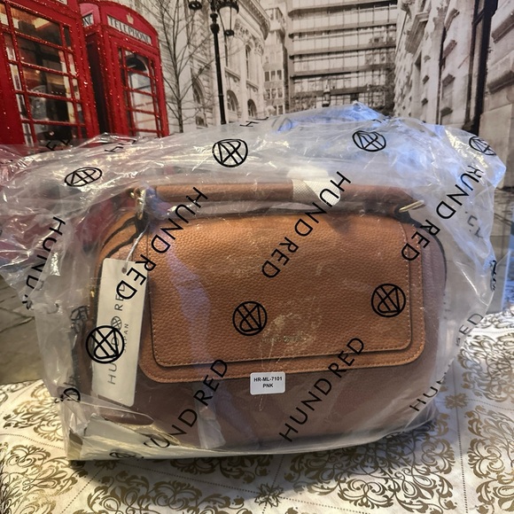 Authentic Japanese brand Hund Red satchel - Picture 16 of 16